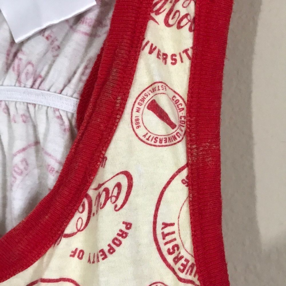 ‎Coca Cola muscle tank - Picture 3 of 6
